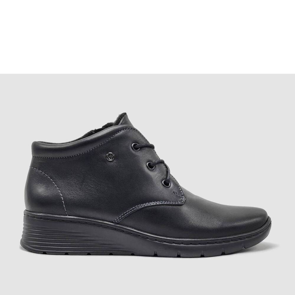 NEW HELIOS women's theia fleece-lined zip-up leather boots in black